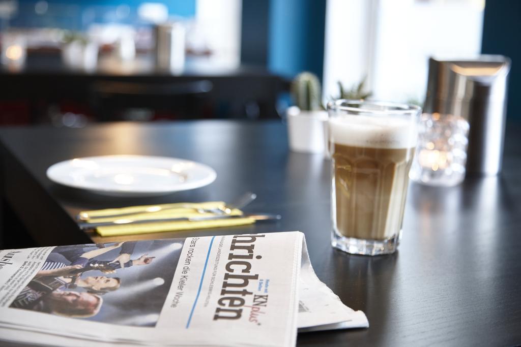 Hotel Liegeplatz 13 Kiel By Premiere Classe Zewnętrze zdjęcie